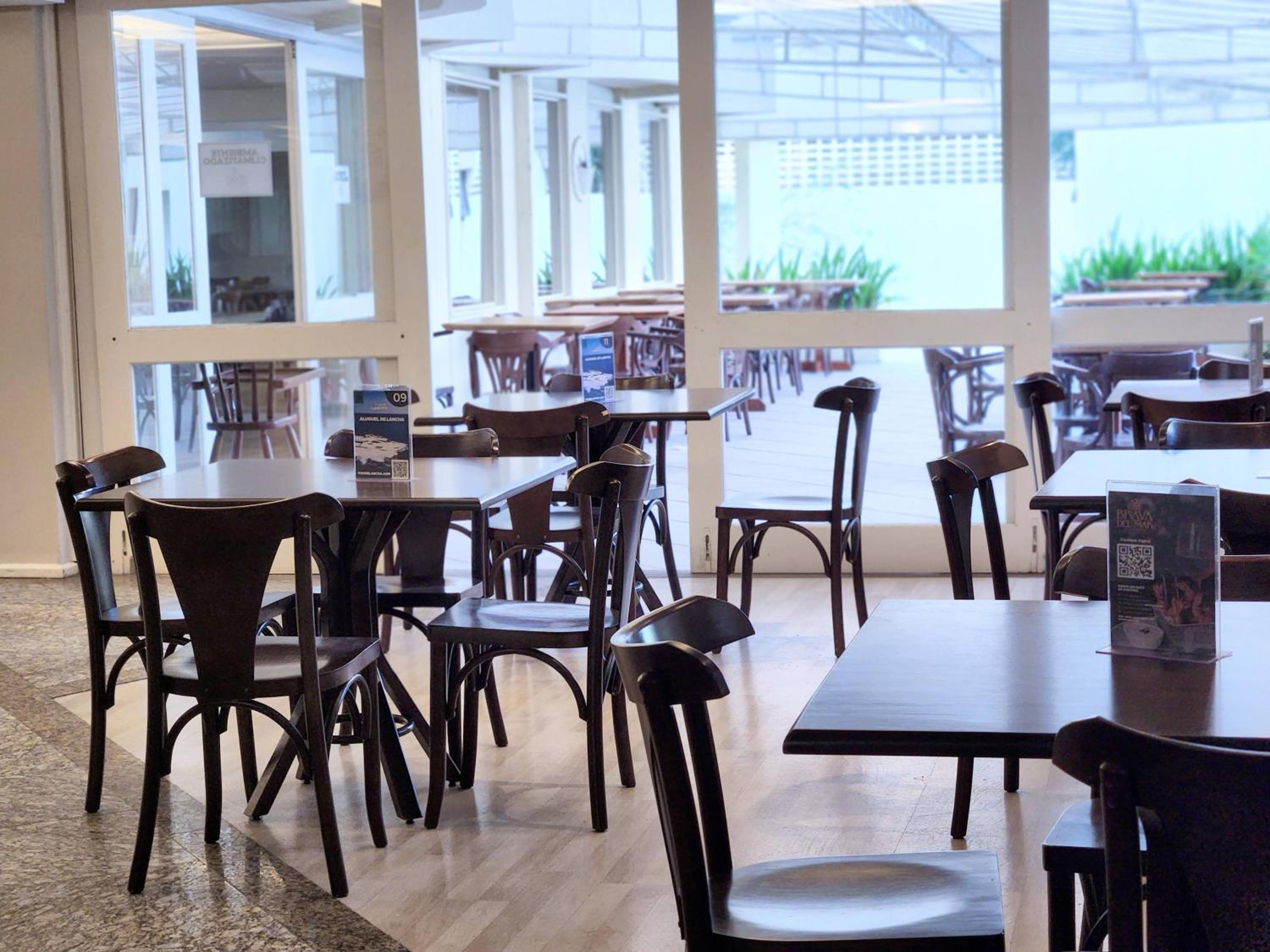 Praia Brava Hotel — photo 18