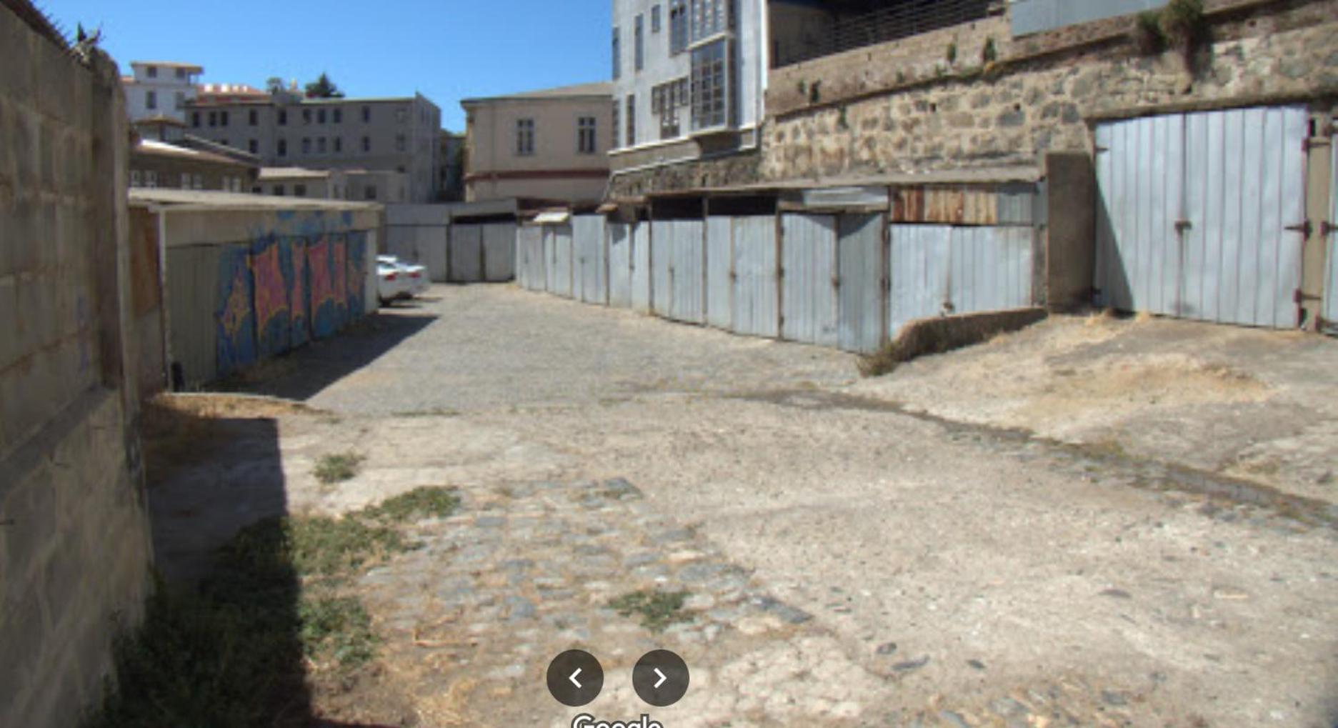 Valparadise Hostel