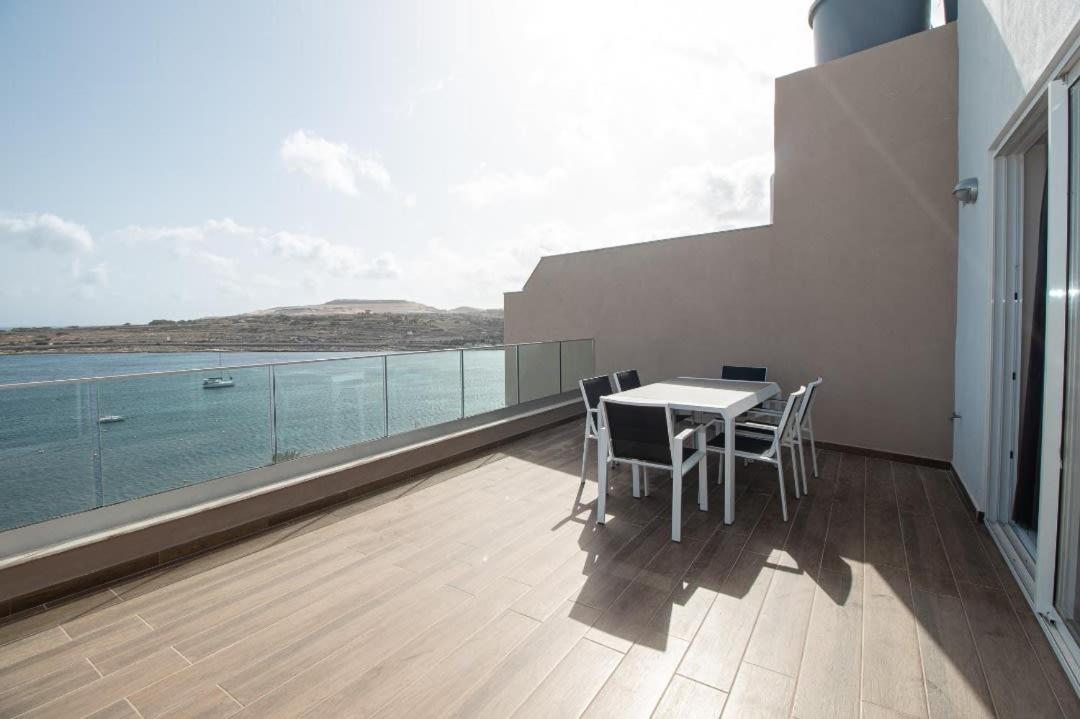 Stunning sea views from a gorgeous penthouse photo 5