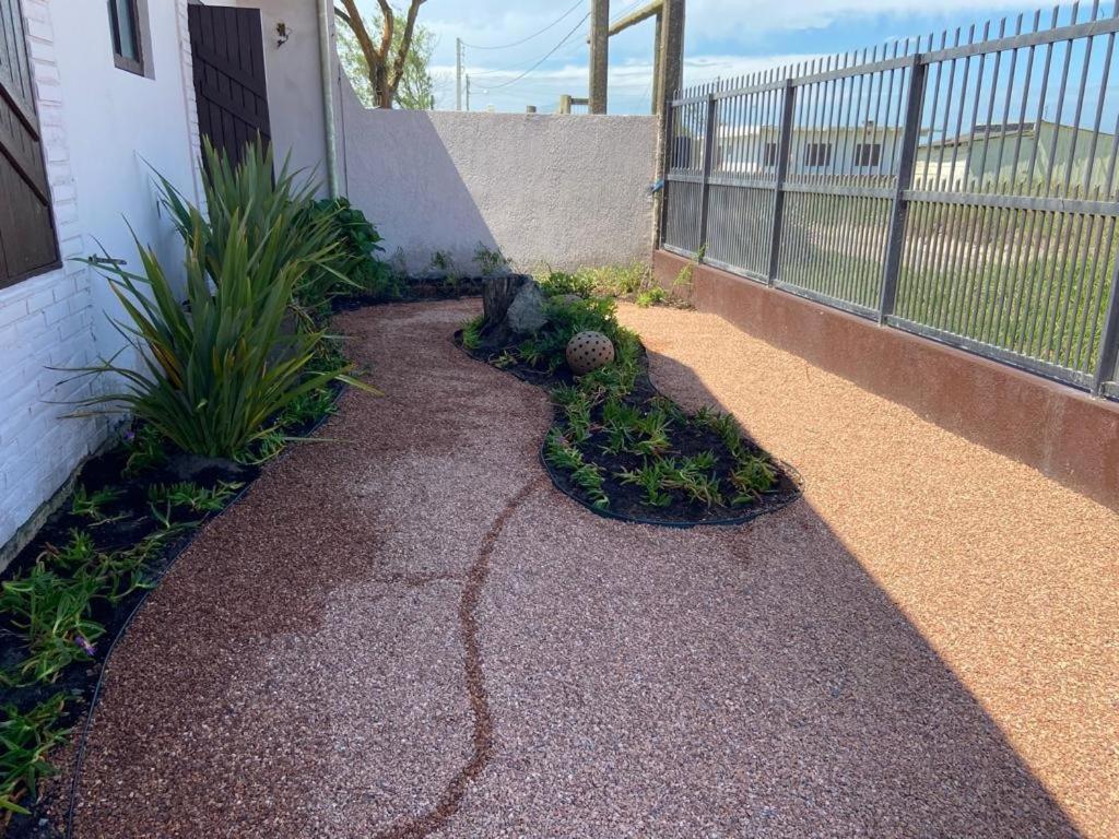 Casa com piscina a beira mar