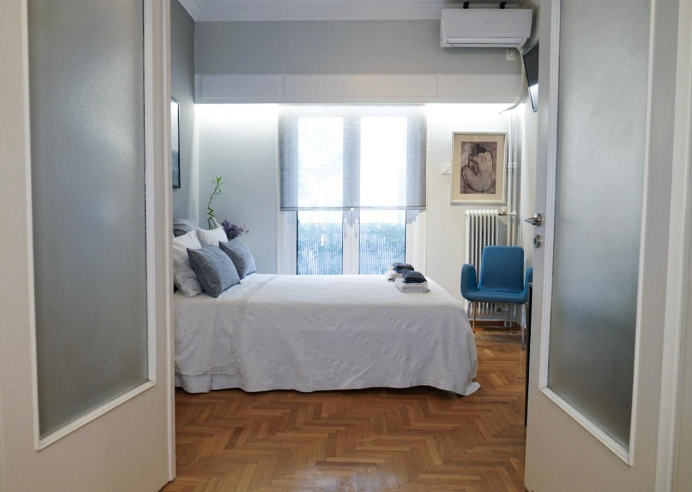 Comfy studio apartment very close to city centre