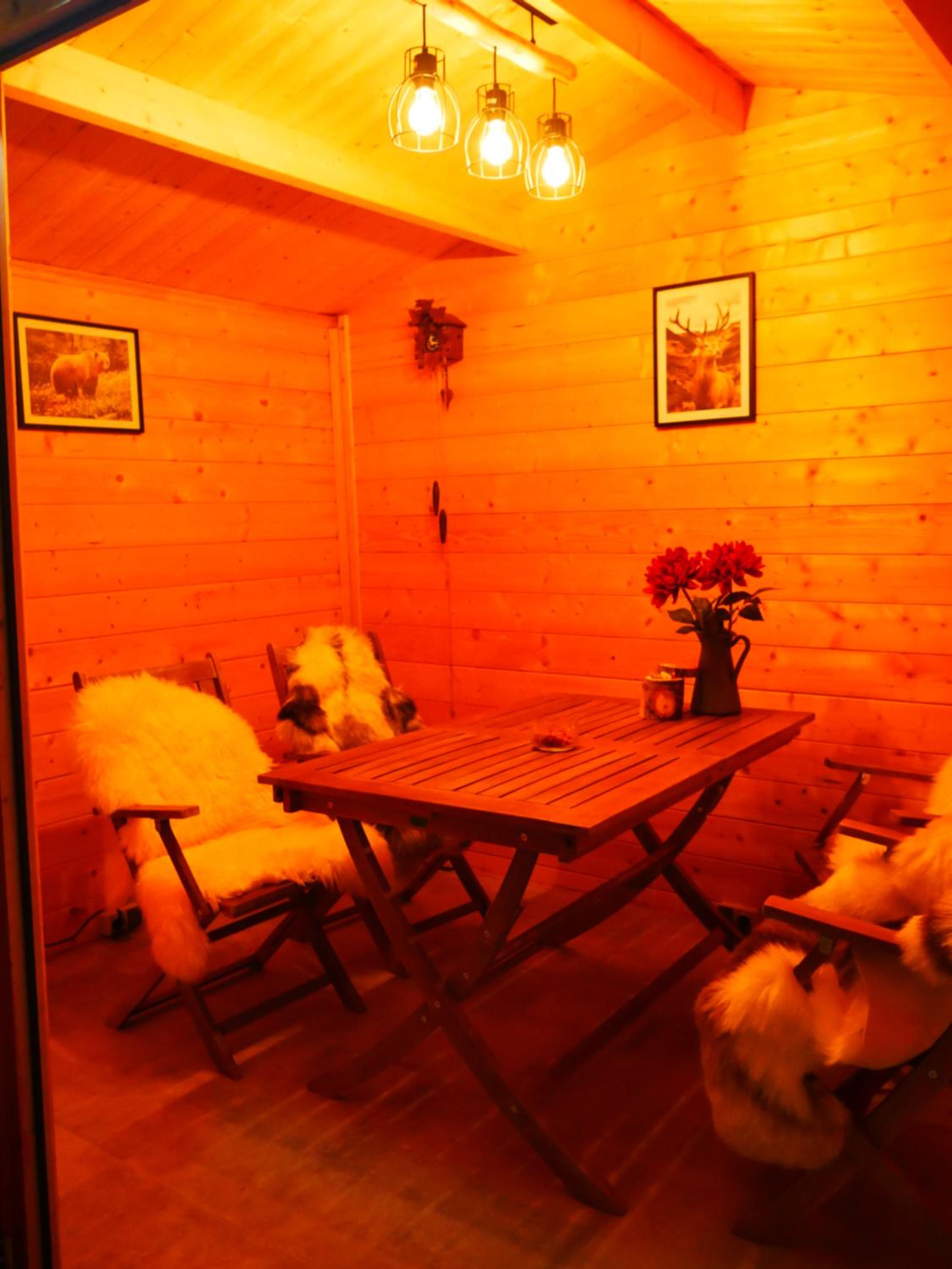 GUESTHOUSE MARIA / КЪЩА ЗА ГОСТИ МАРИЯ / GÄSTEHAUS MARIA