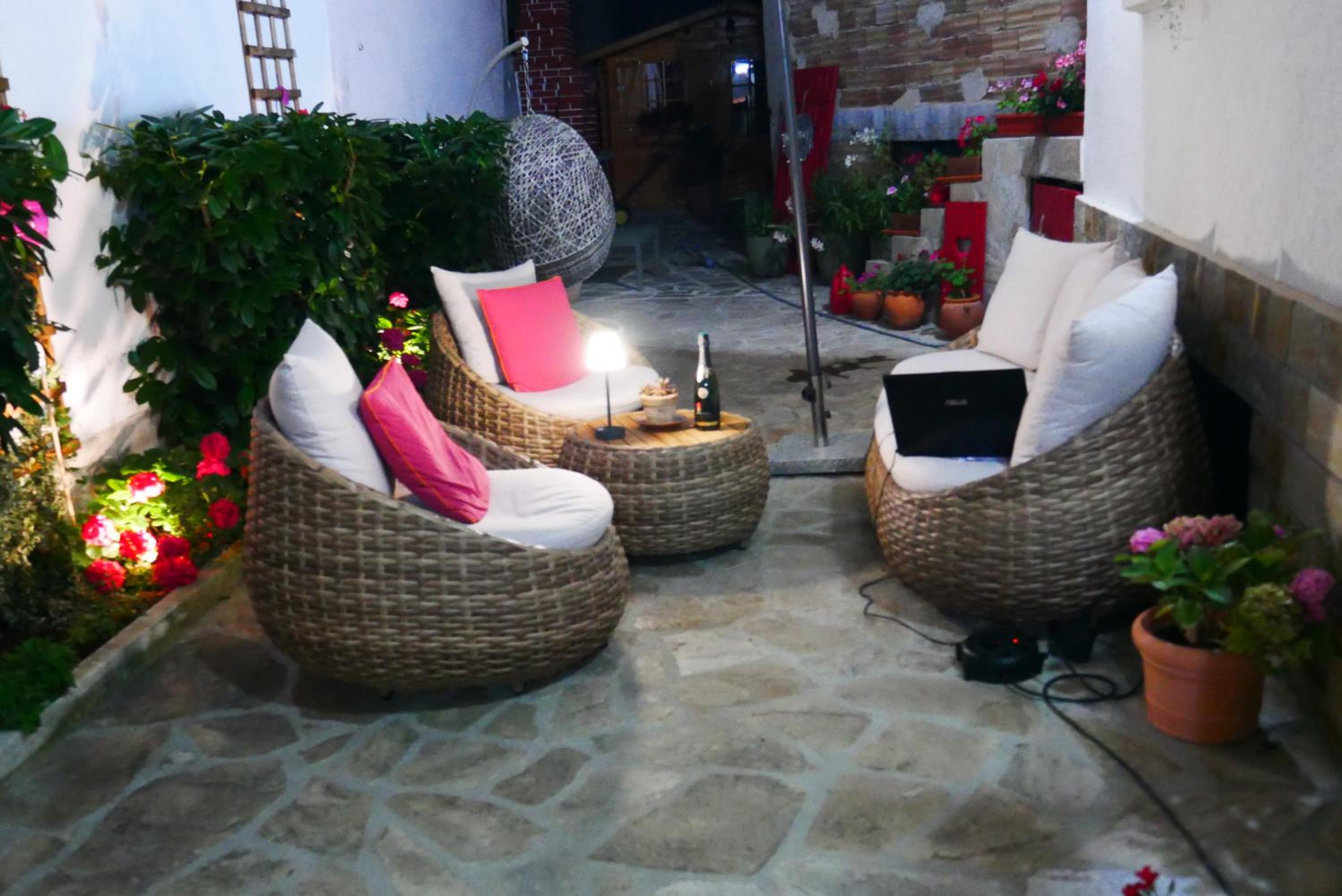 GUESTHOUSE MARIA / КЪЩА ЗА ГОСТИ МАРИЯ / GÄSTEHAUS MARIA