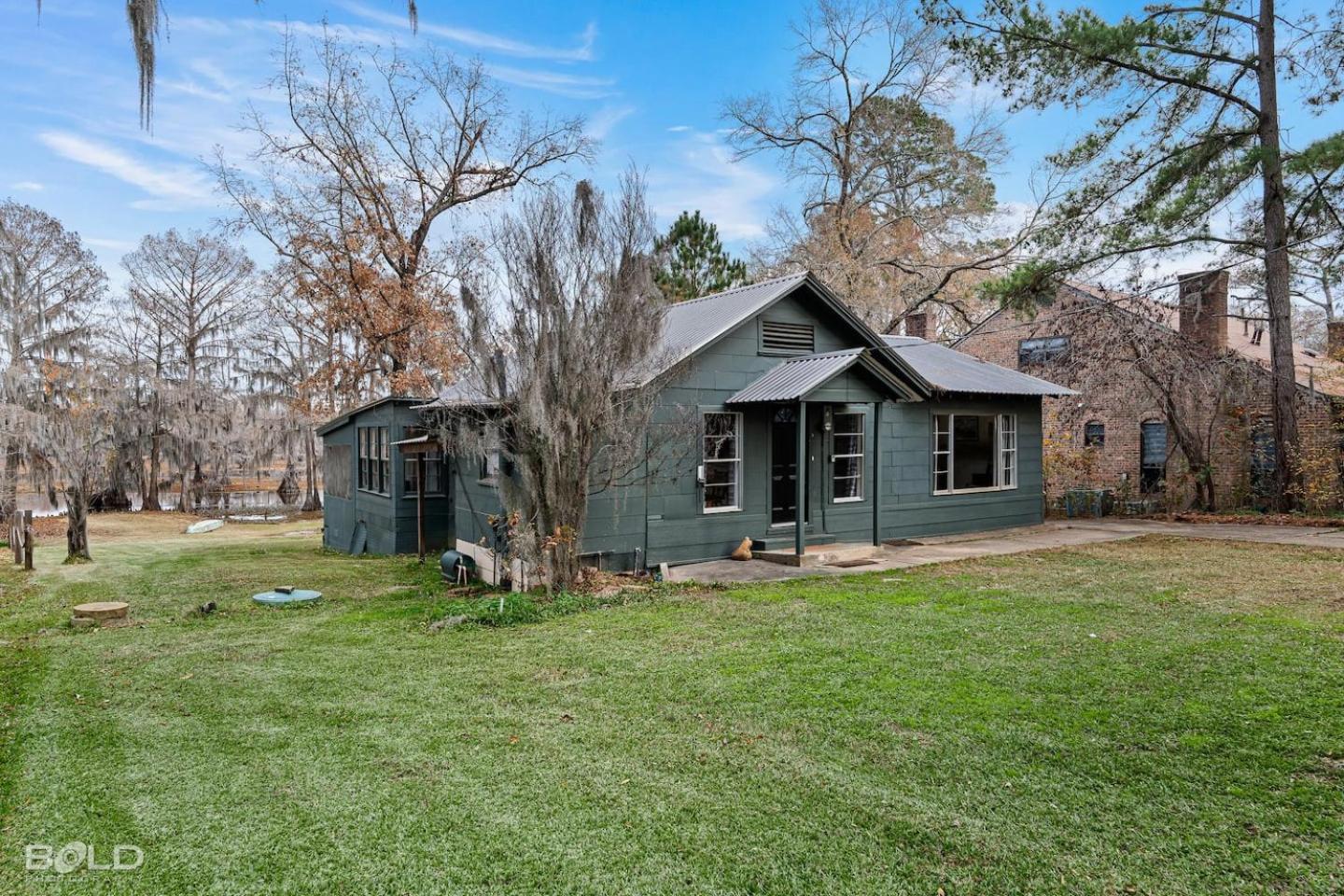 Lakefront Cabiin, Hot Tub, Private Lake Access view 5