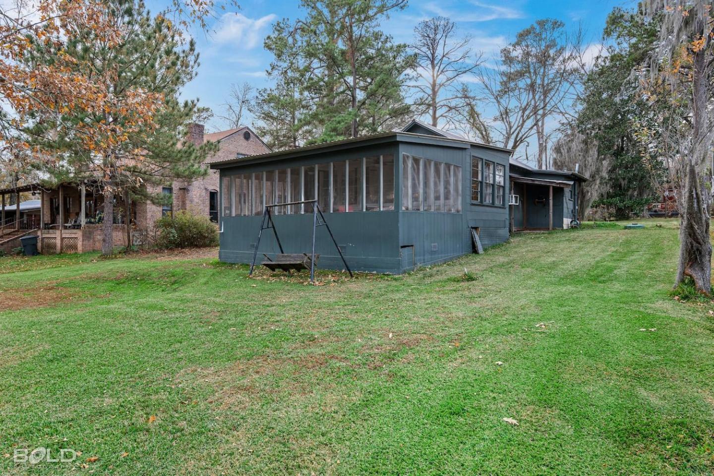 Lakefront Cabiin, Hot Tub, Private Lake Access view 3