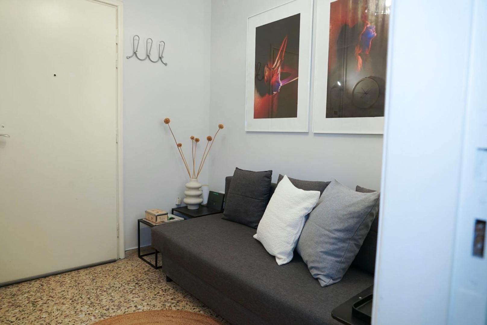 Comfy studio apartment very close to city centre