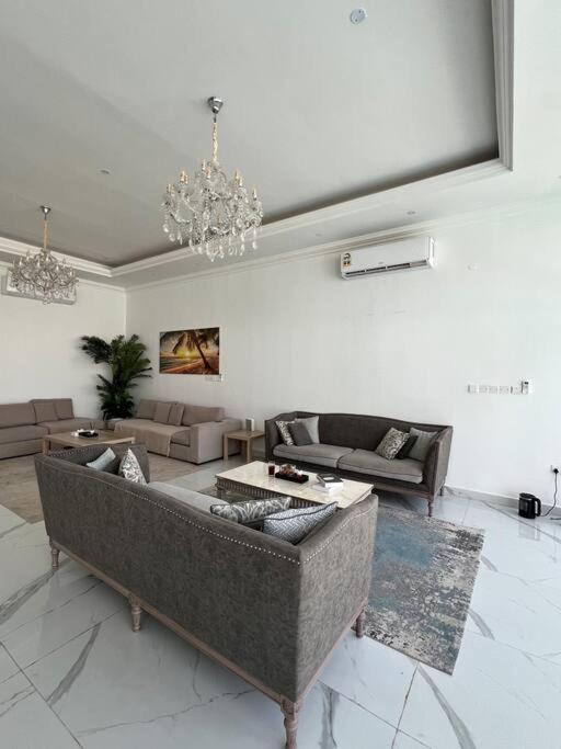Yiti Villa