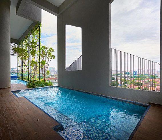 Sky Pool Luxury Suite