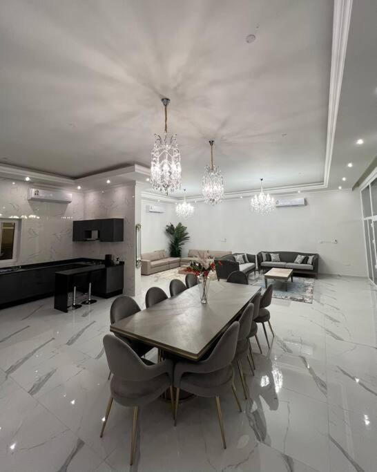 Yiti Villa