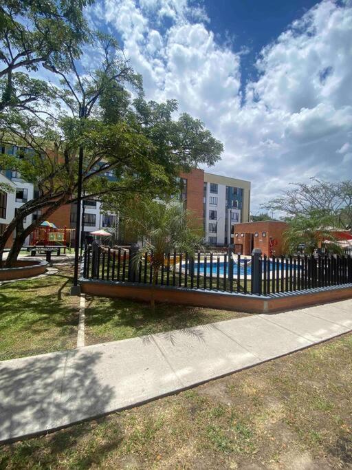 Comodo y Hermoso Apartamento Cartago