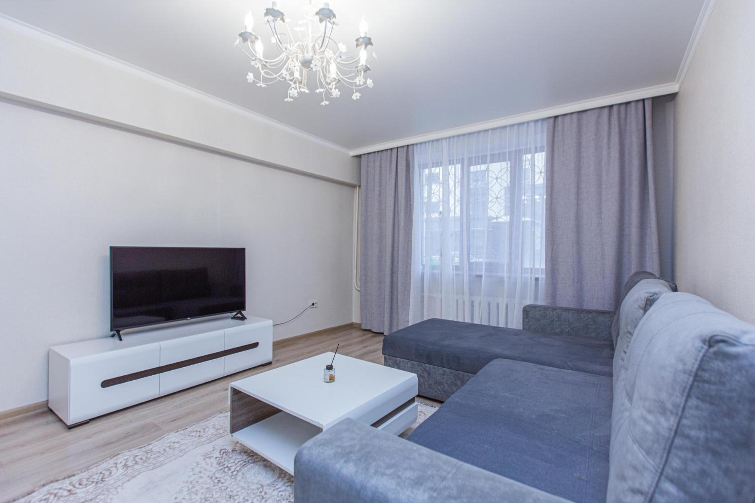 Apartaments Nazarbaeva 235 view 2