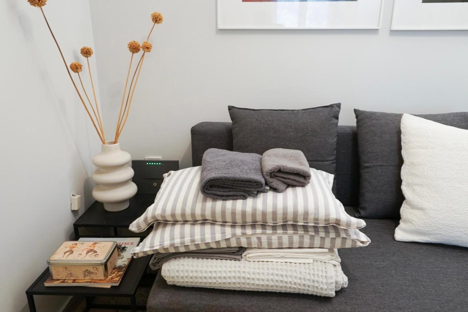 Comfy studio apartment very close to city centre