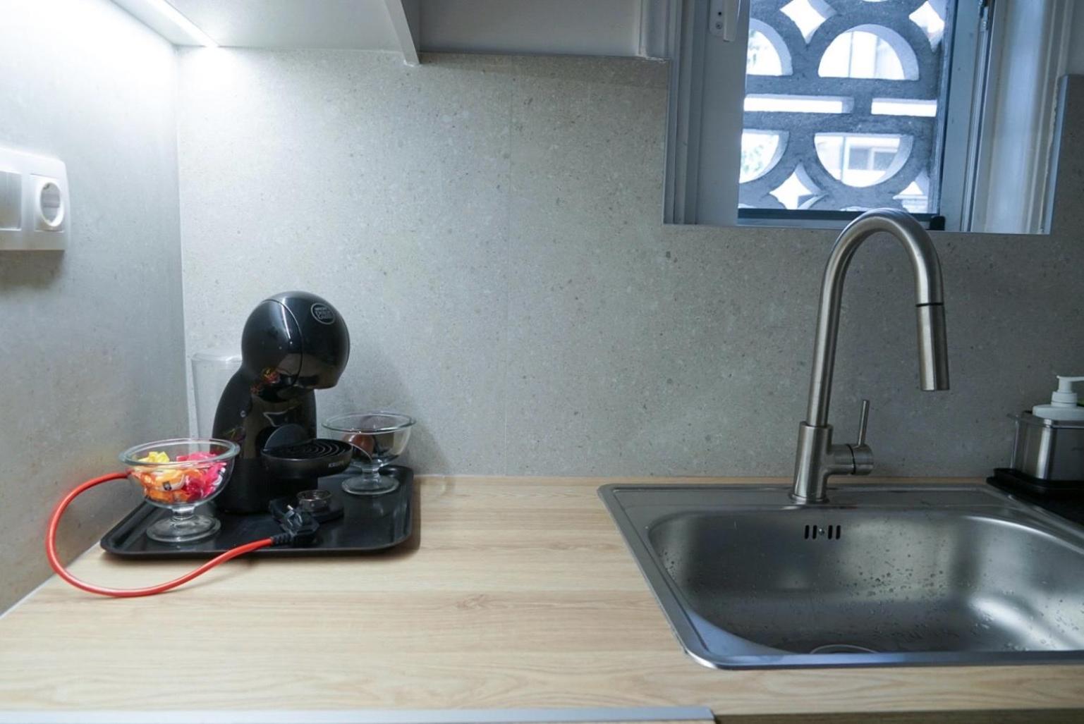 Comfy studio apartment very close to city centre
