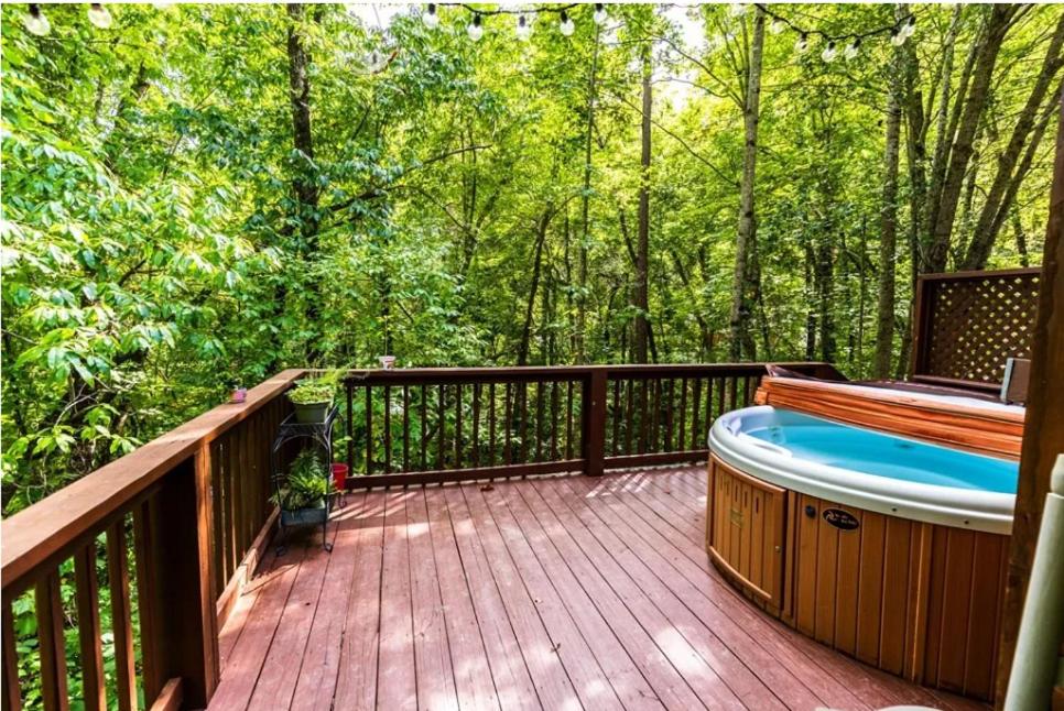 Fontana Woods Cabin view 5