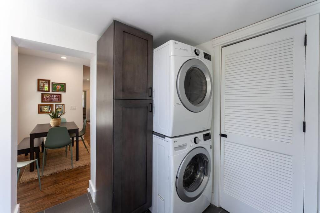 Top Walk score! Prime Westport Midtown Location! view 2