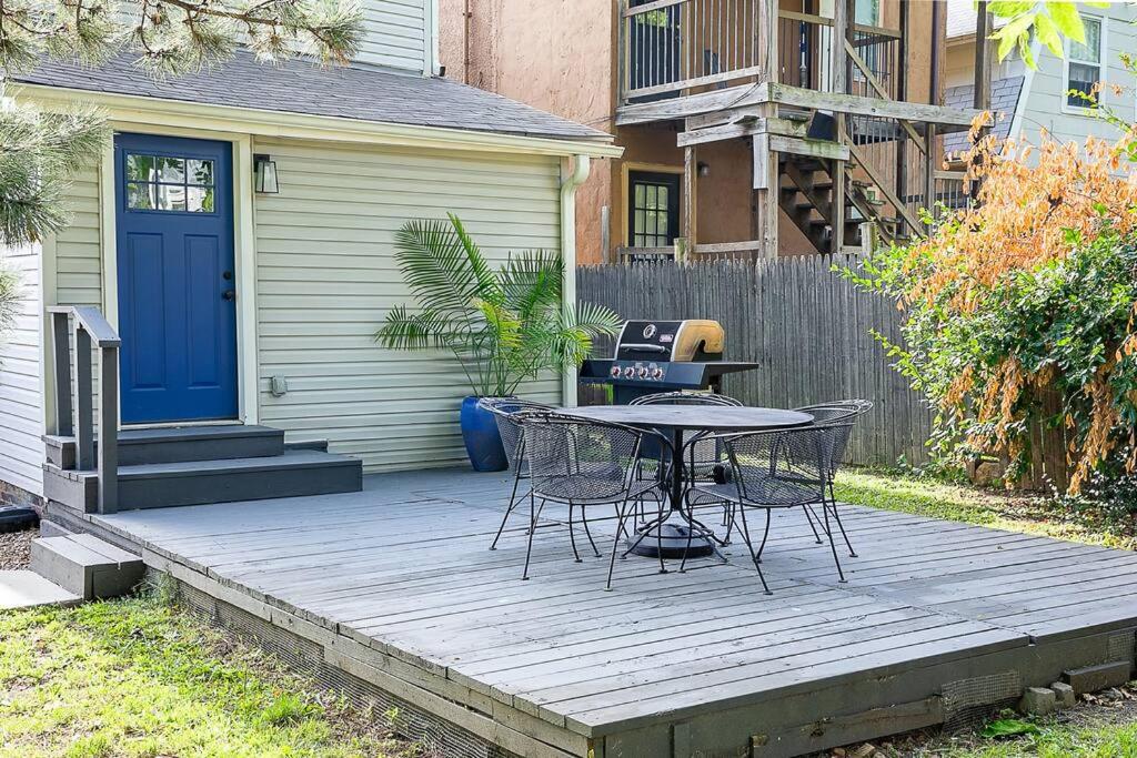 Top Walk score! Prime Westport Midtown Location! view 4