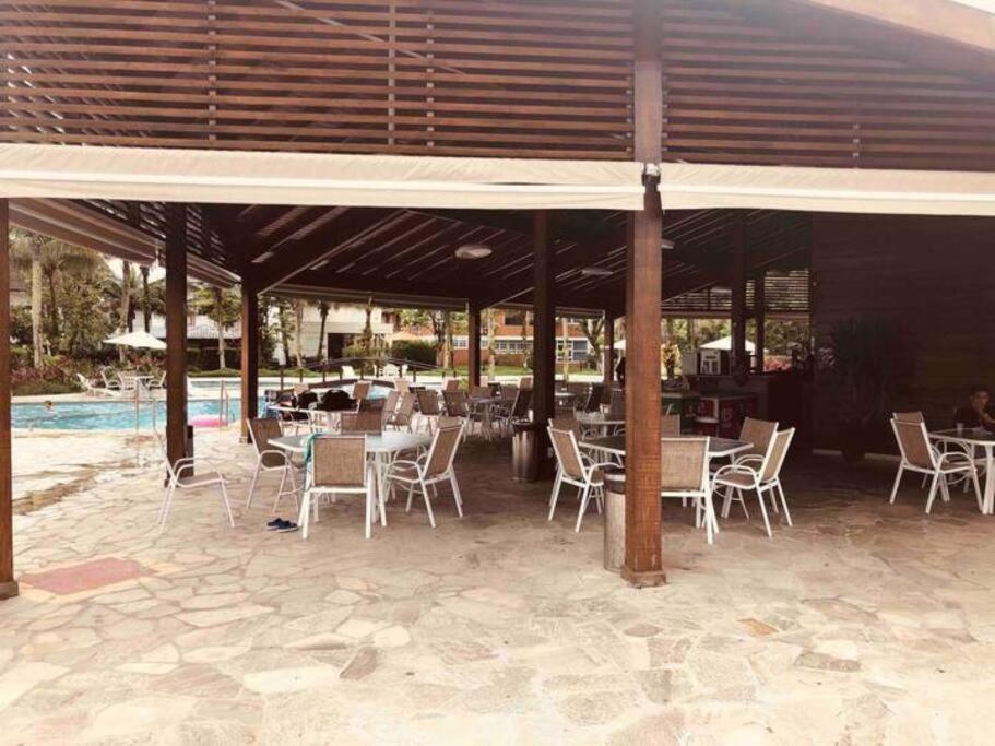 Casa de Praia Condomínio Hanga Roa