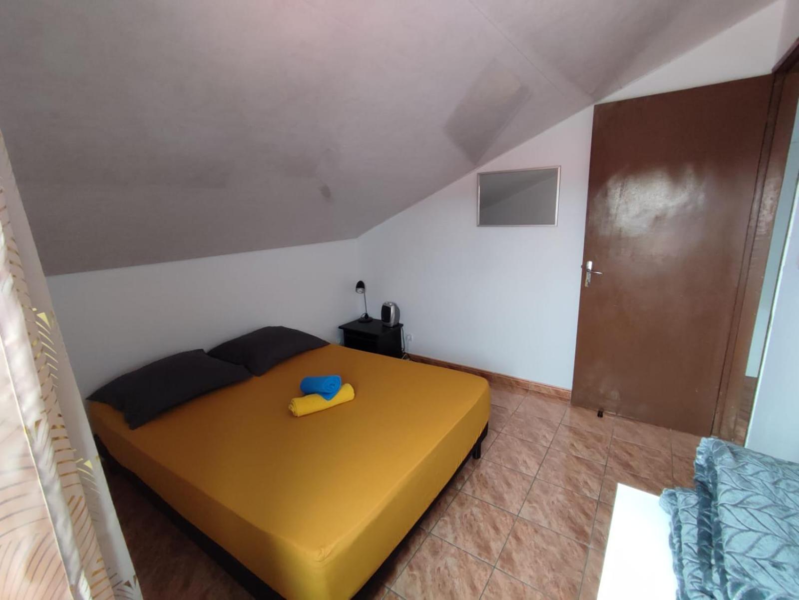Spacieuse Villa des Aubépines avec Jacuzzi 15 personnes view 2