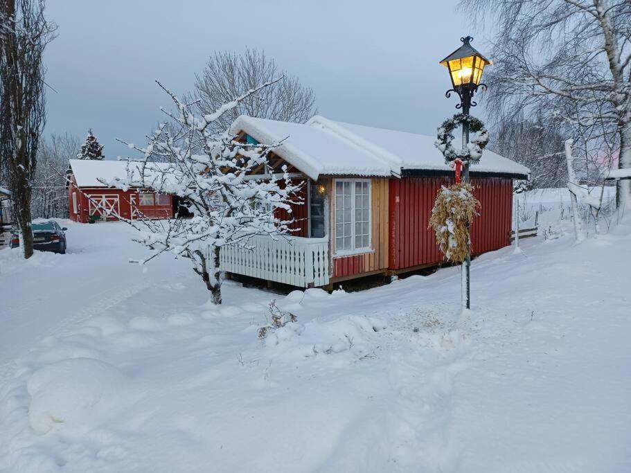 Idyllisk minihus i landlige omgivelser - med 5 sengeplasser og parkering view 2