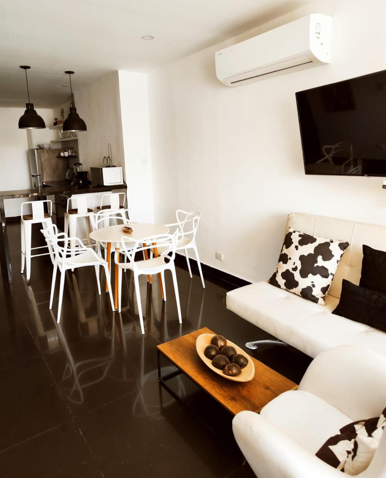 Cristoforo Colombo 2 habitaciones