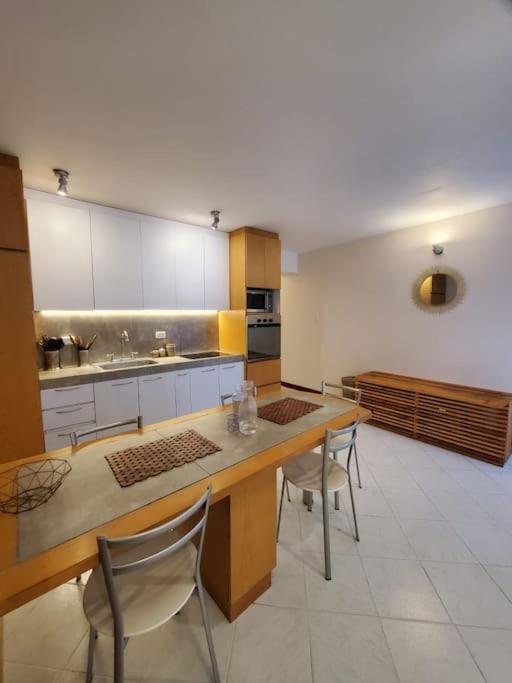 Bello y comodo apartamento en Margarita view 4