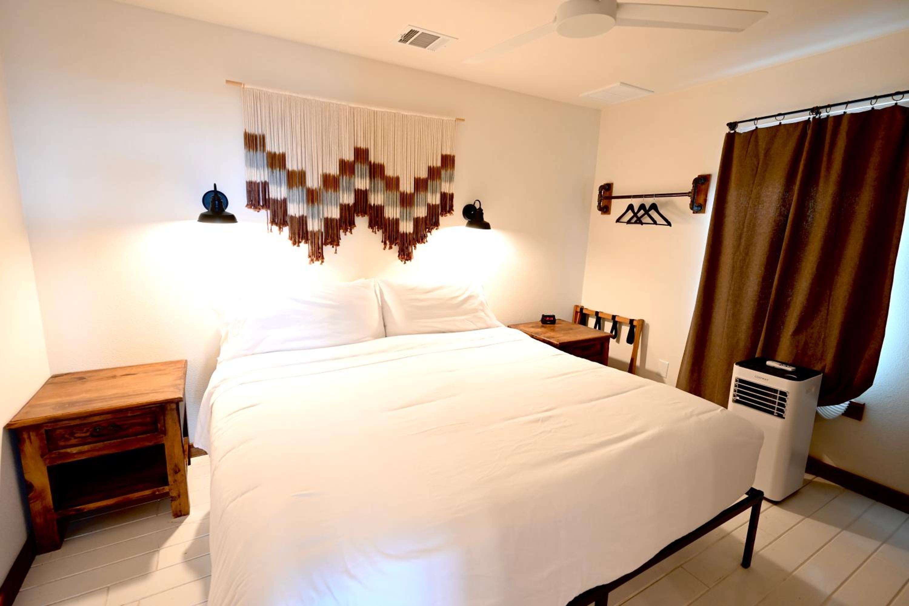 Blanco County Inn & Guesthouses view 3