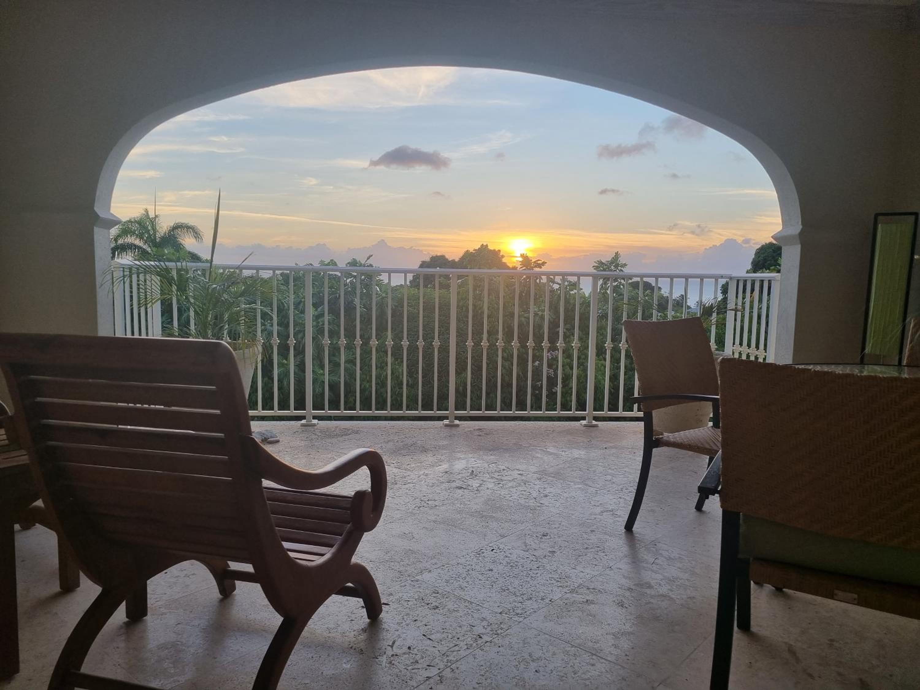Royal Apartments 1 bedroom apartment sea views