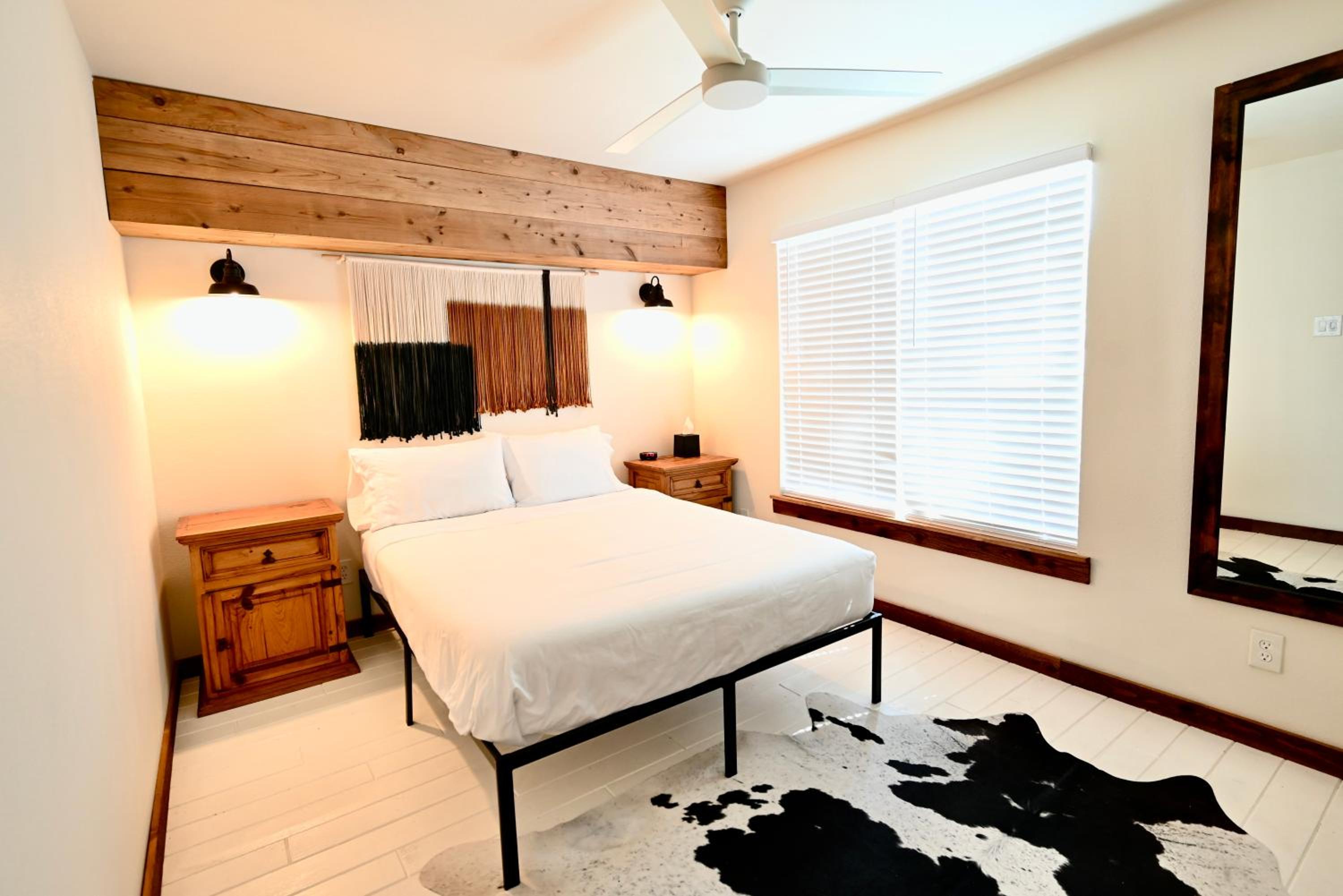 Blanco County Inn & Guesthouses view 2