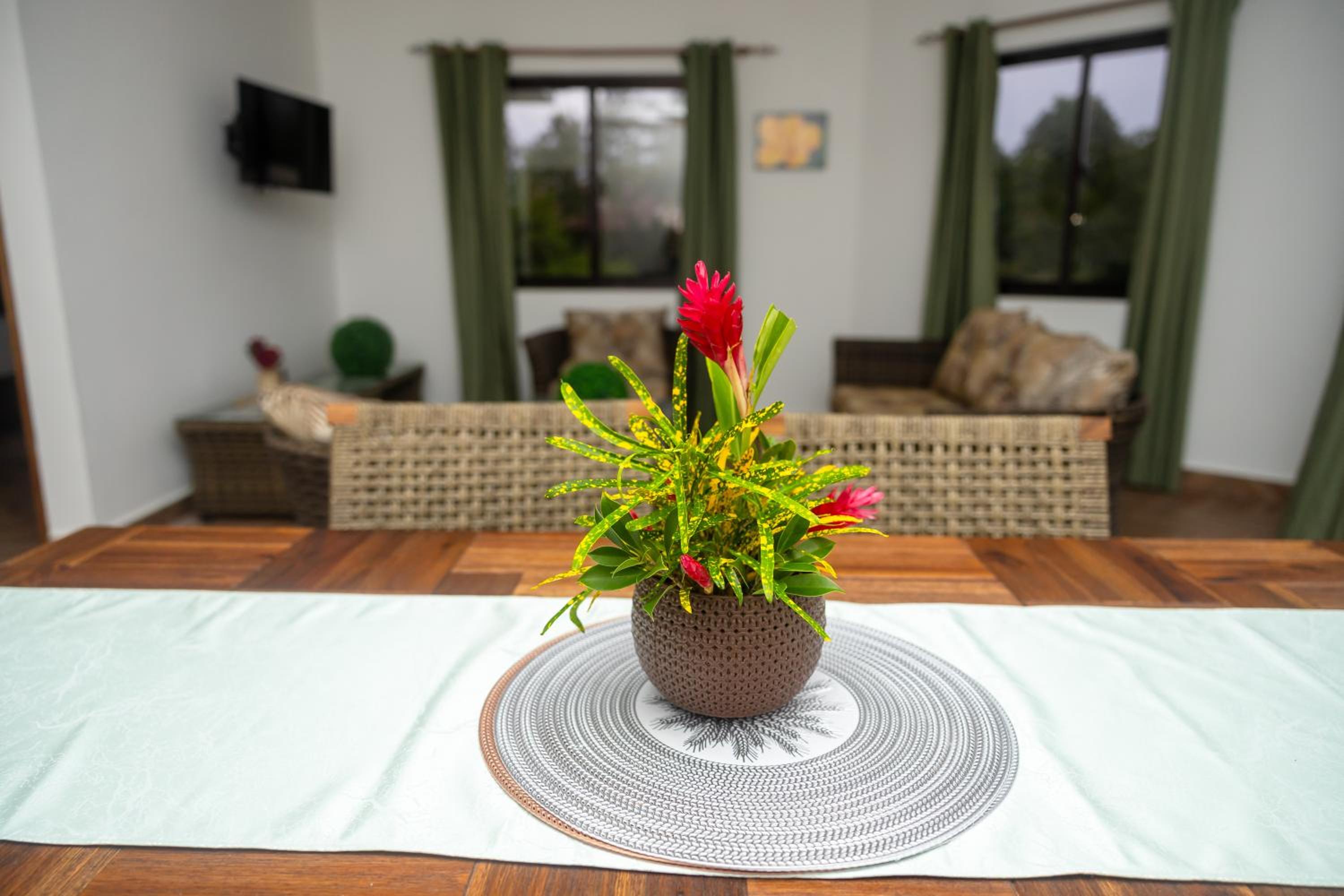 LA Apartments photo 3