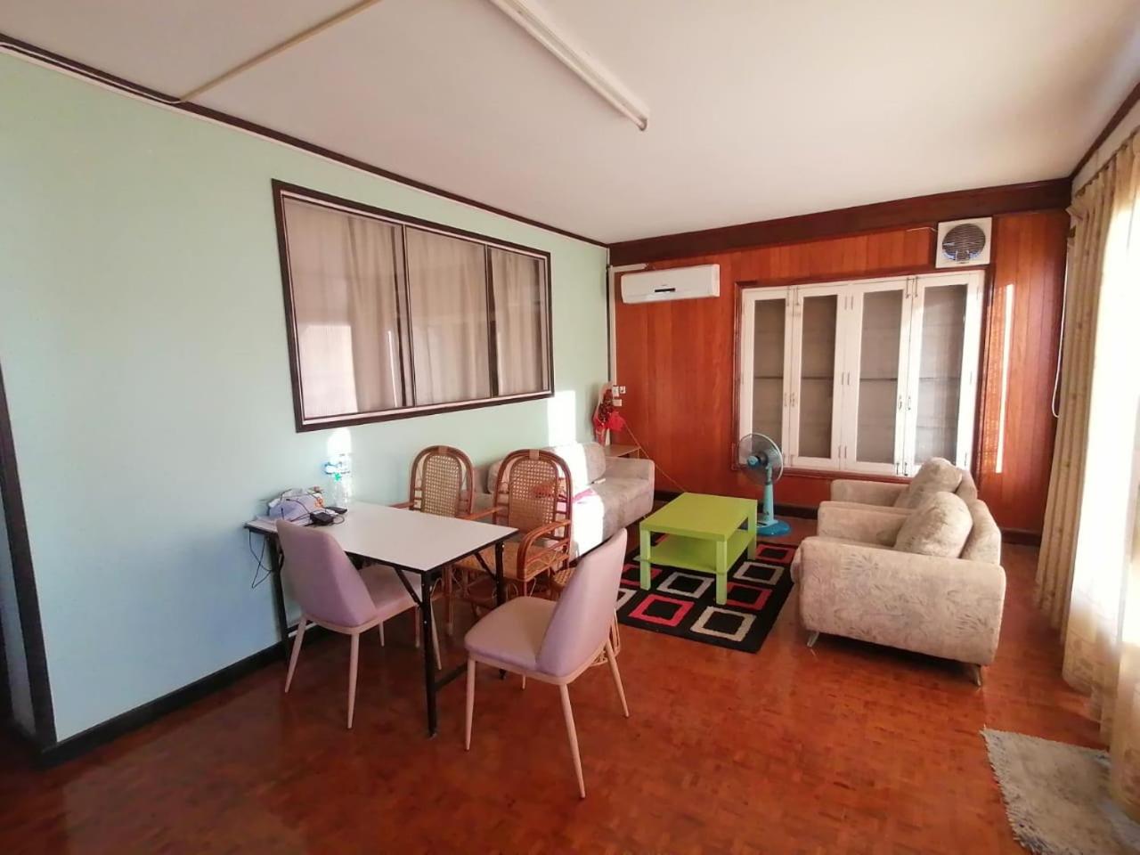 Gold house apartment