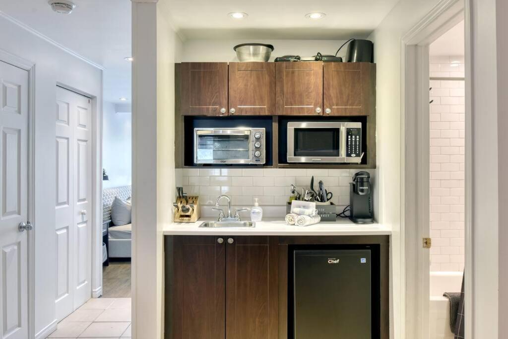 Hotel du Lac Tremblant Cozy Lake View Loft