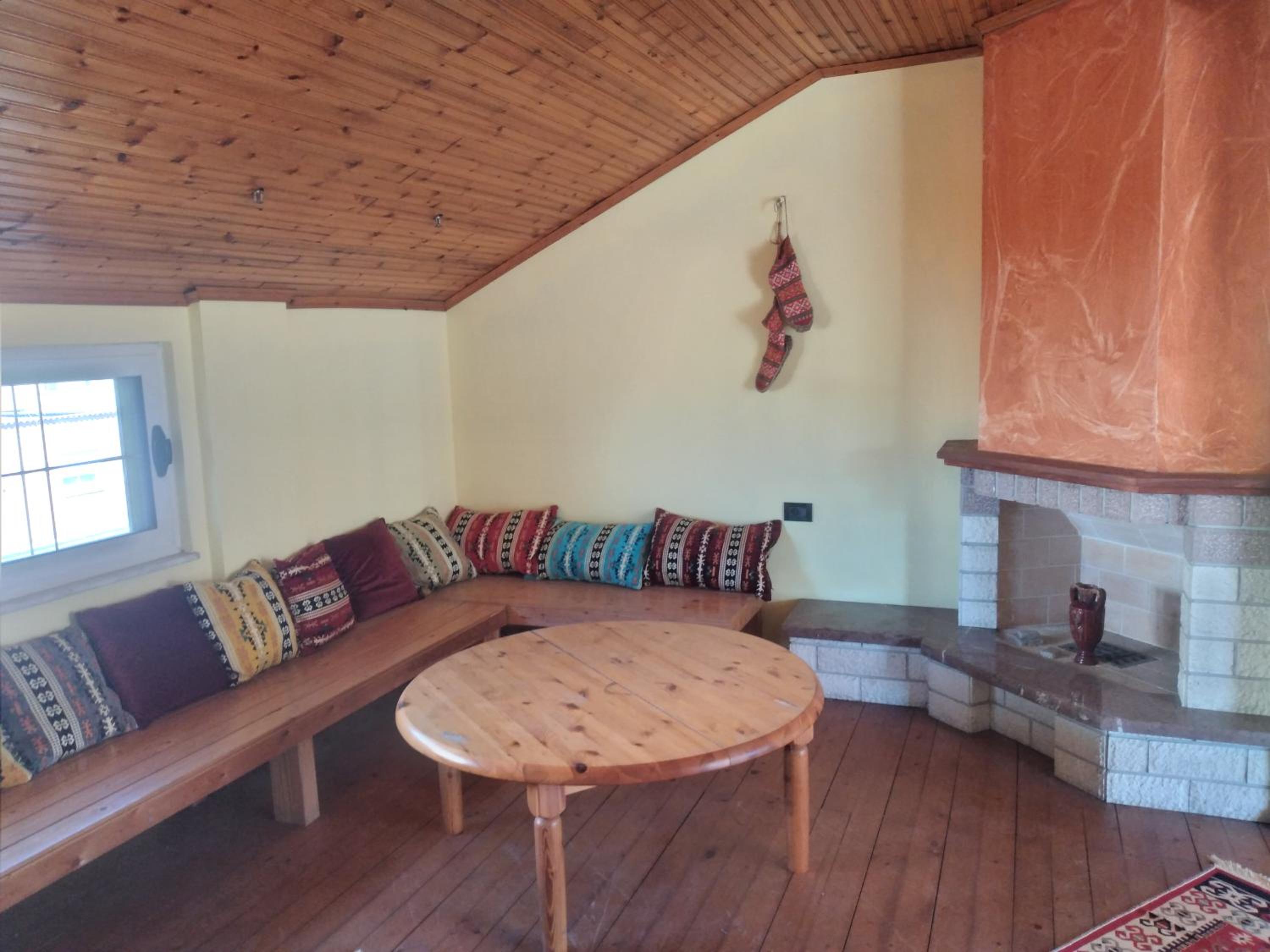 Hostel Albania Villa