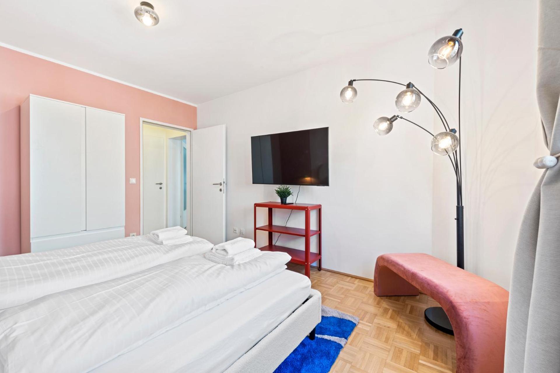 Naschmarkt City Apartment is Calling