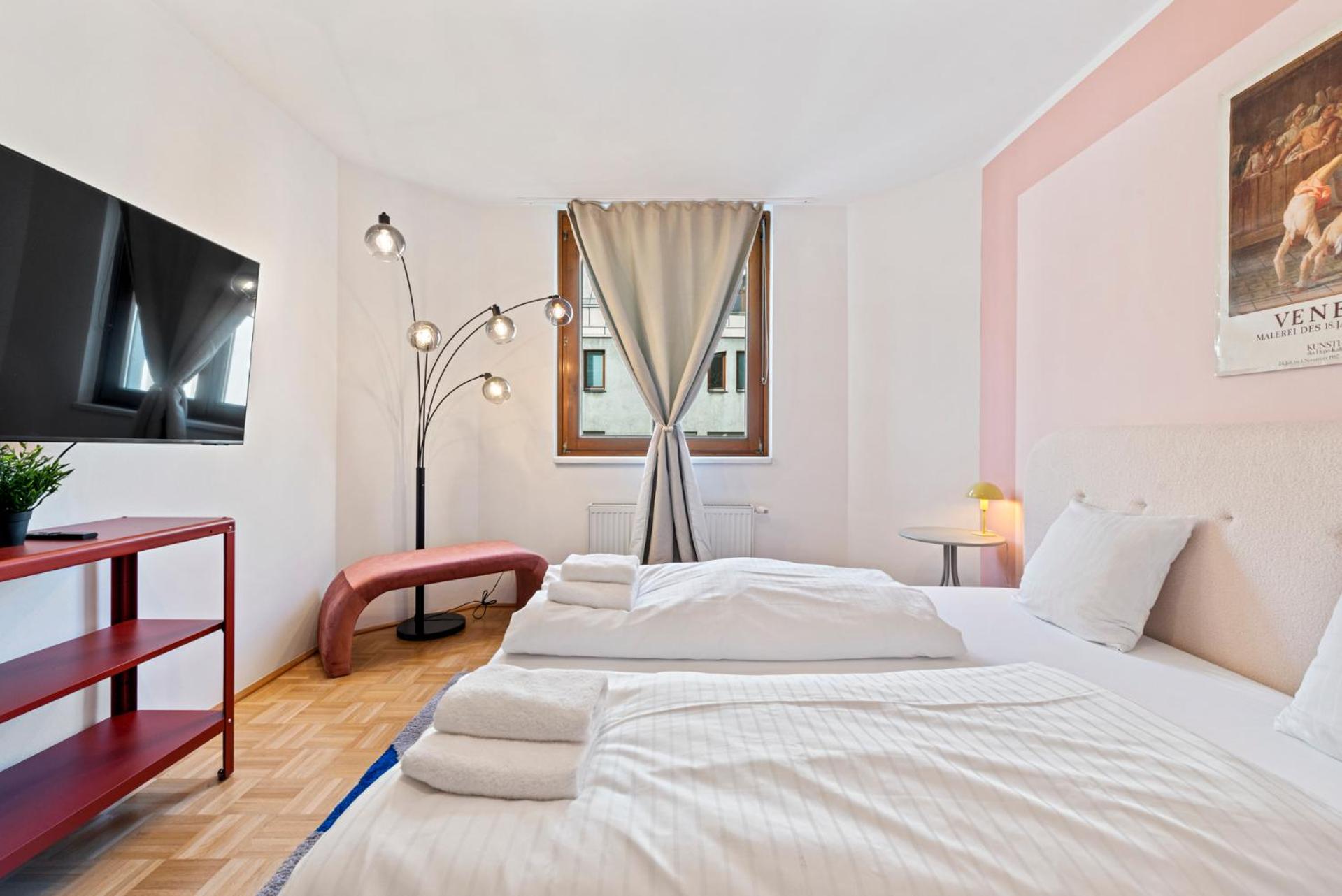 Naschmarkt City Apartment is Calling