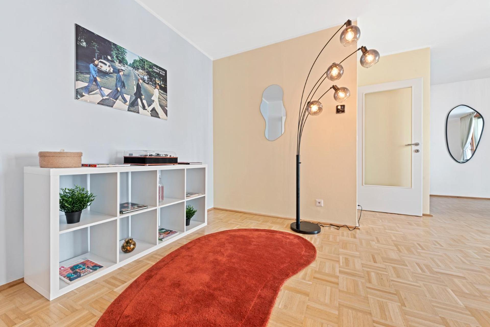 Naschmarkt City Apartment is Calling