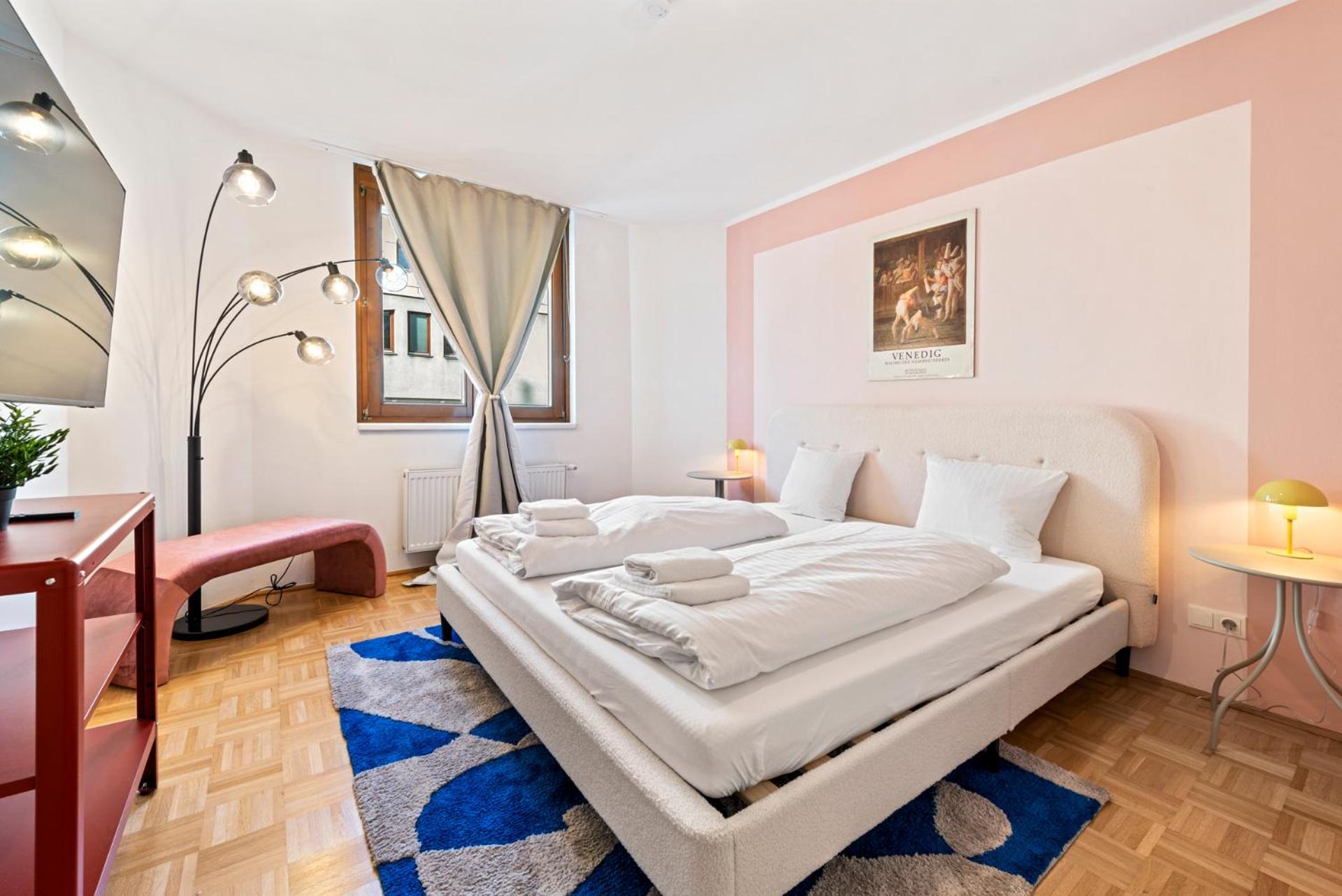 Naschmarkt City Apartment is Calling