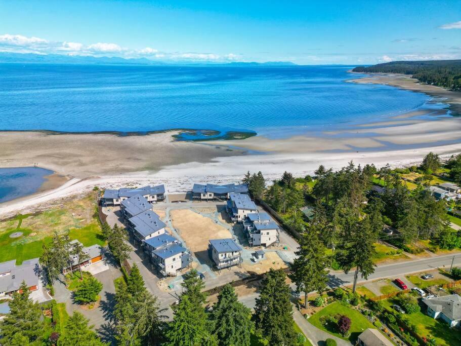 The Beach House at Saratoga Oceanfront Oasis