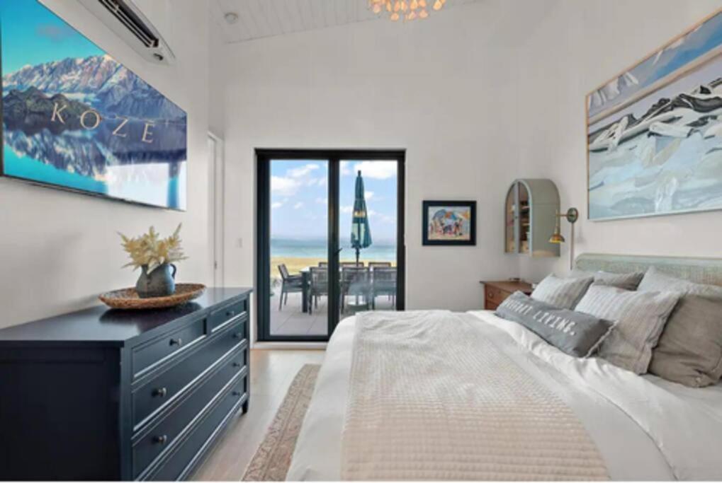 The Beach House at Saratoga Oceanfront Oasis