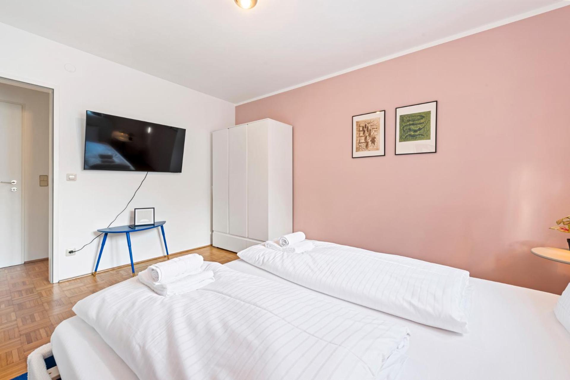 Naschmarkt City Apartment is Calling