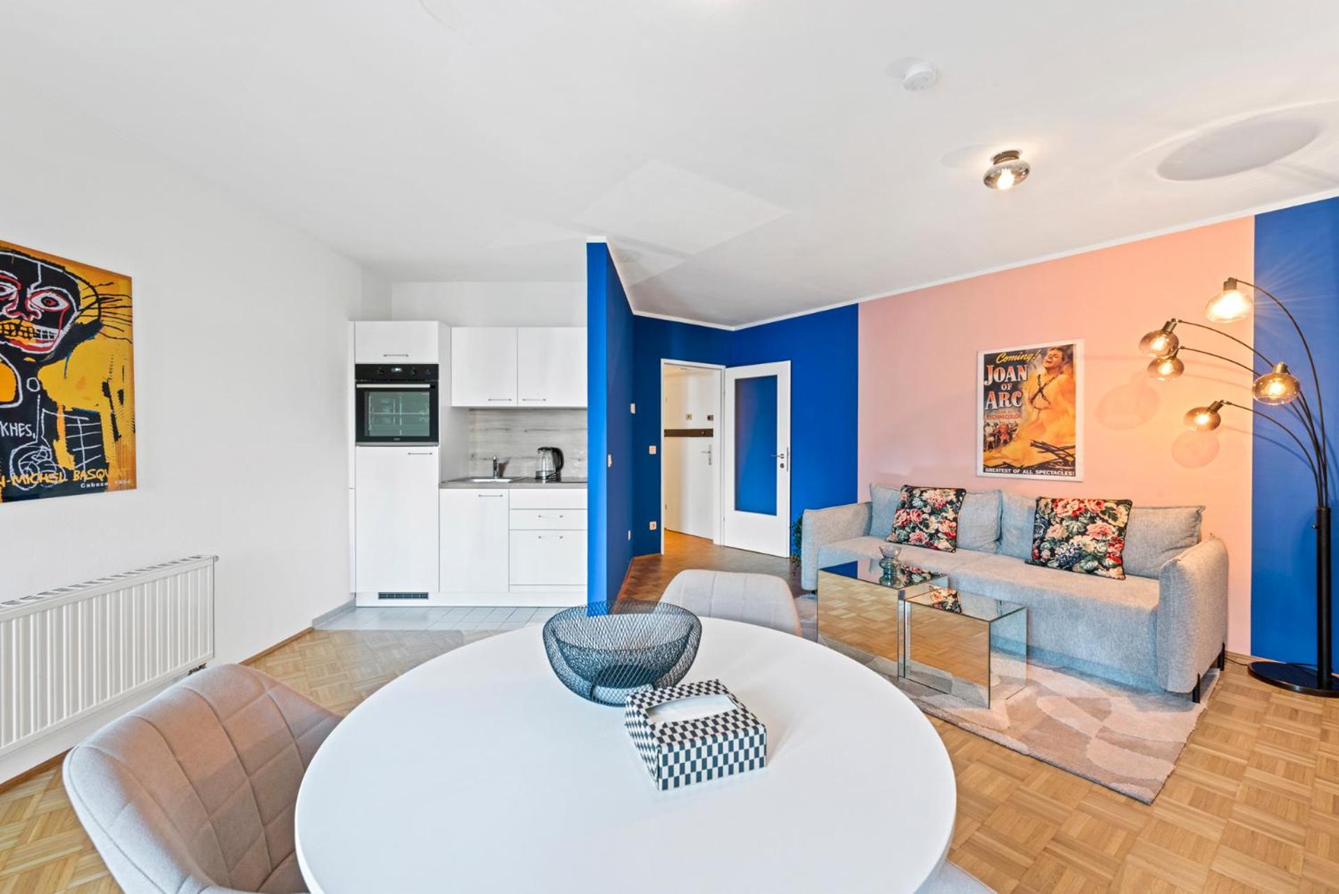 Naschmarkt City Apartment is Calling