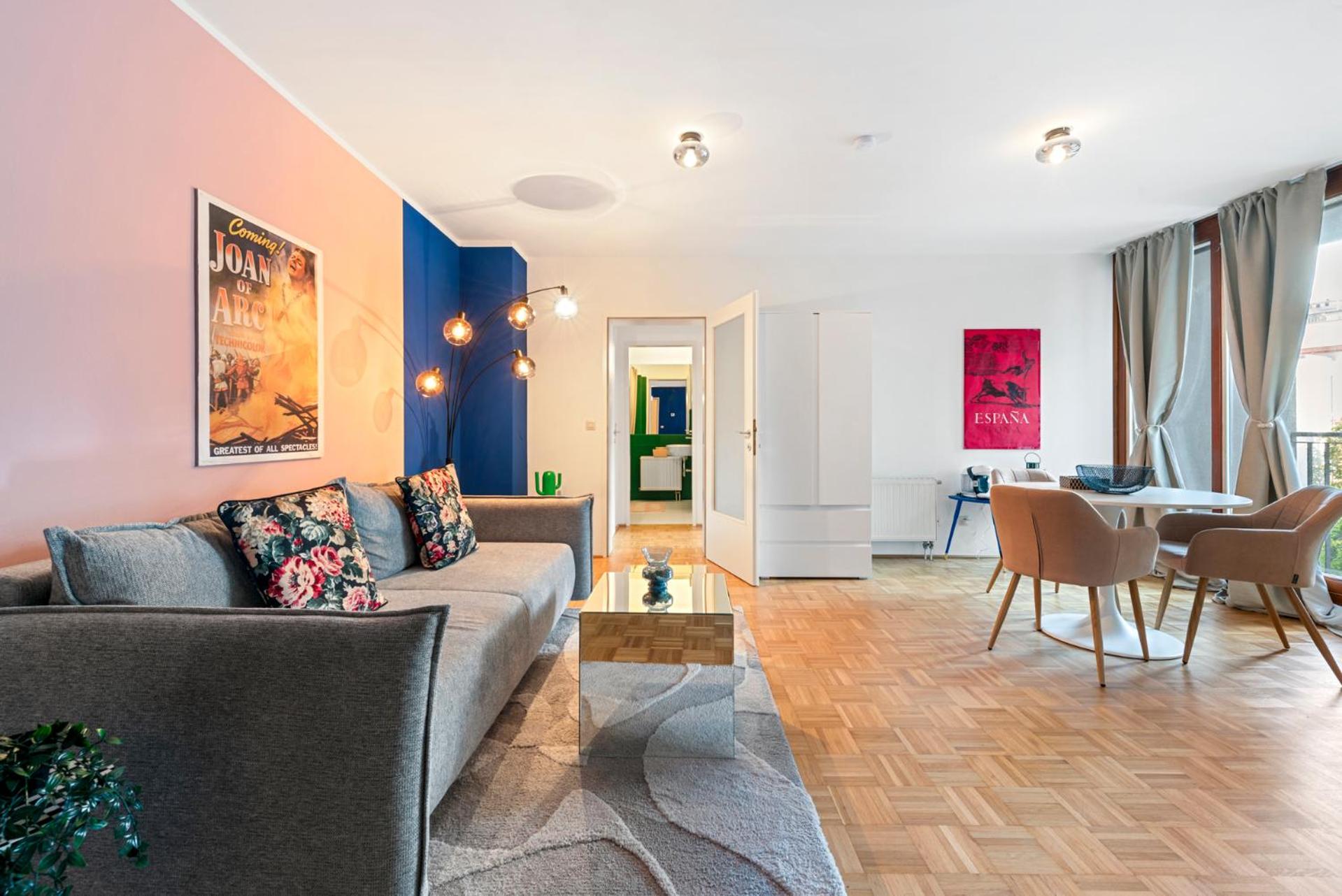 Naschmarkt City Apartment is Calling