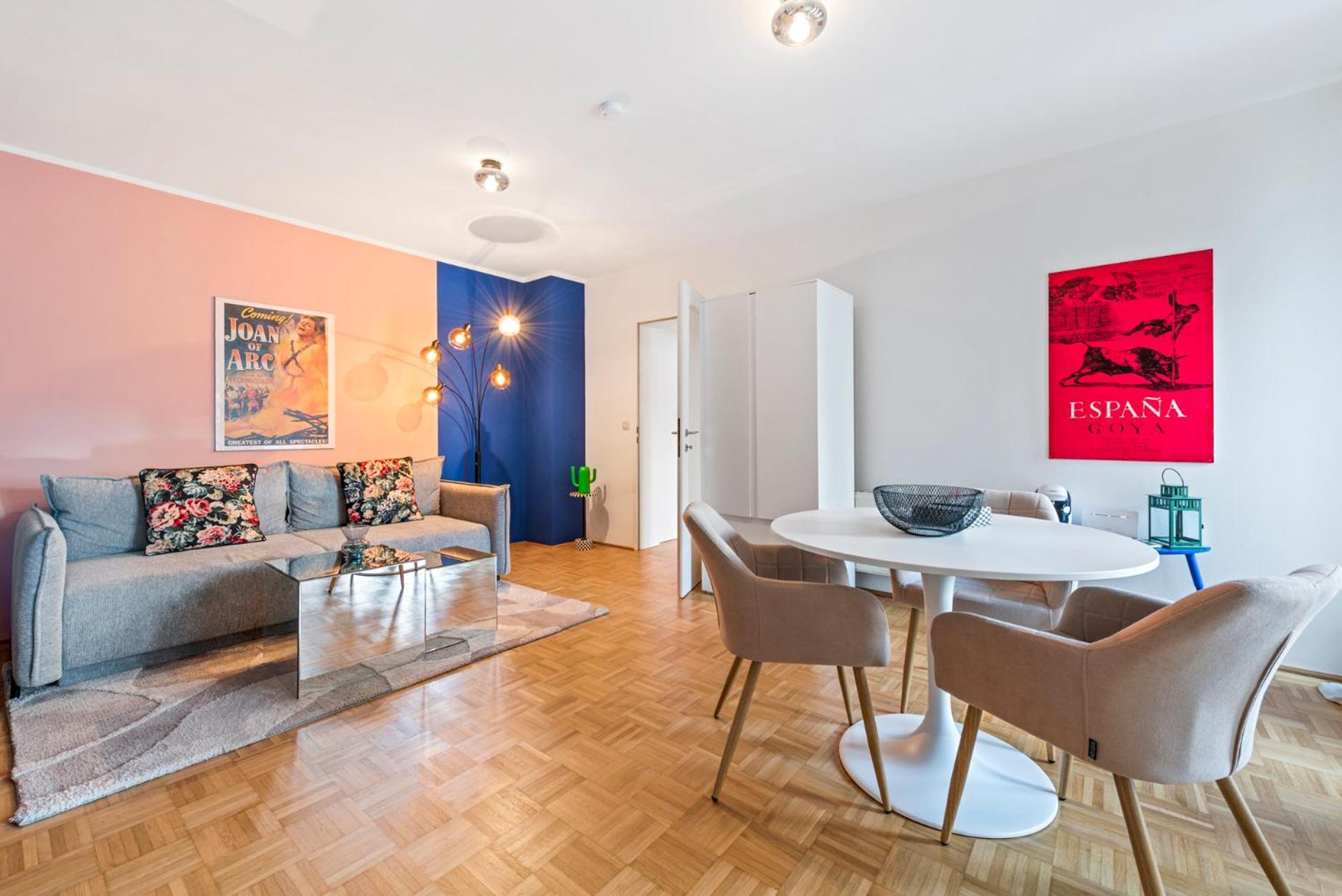 Naschmarkt City Apartment is Calling