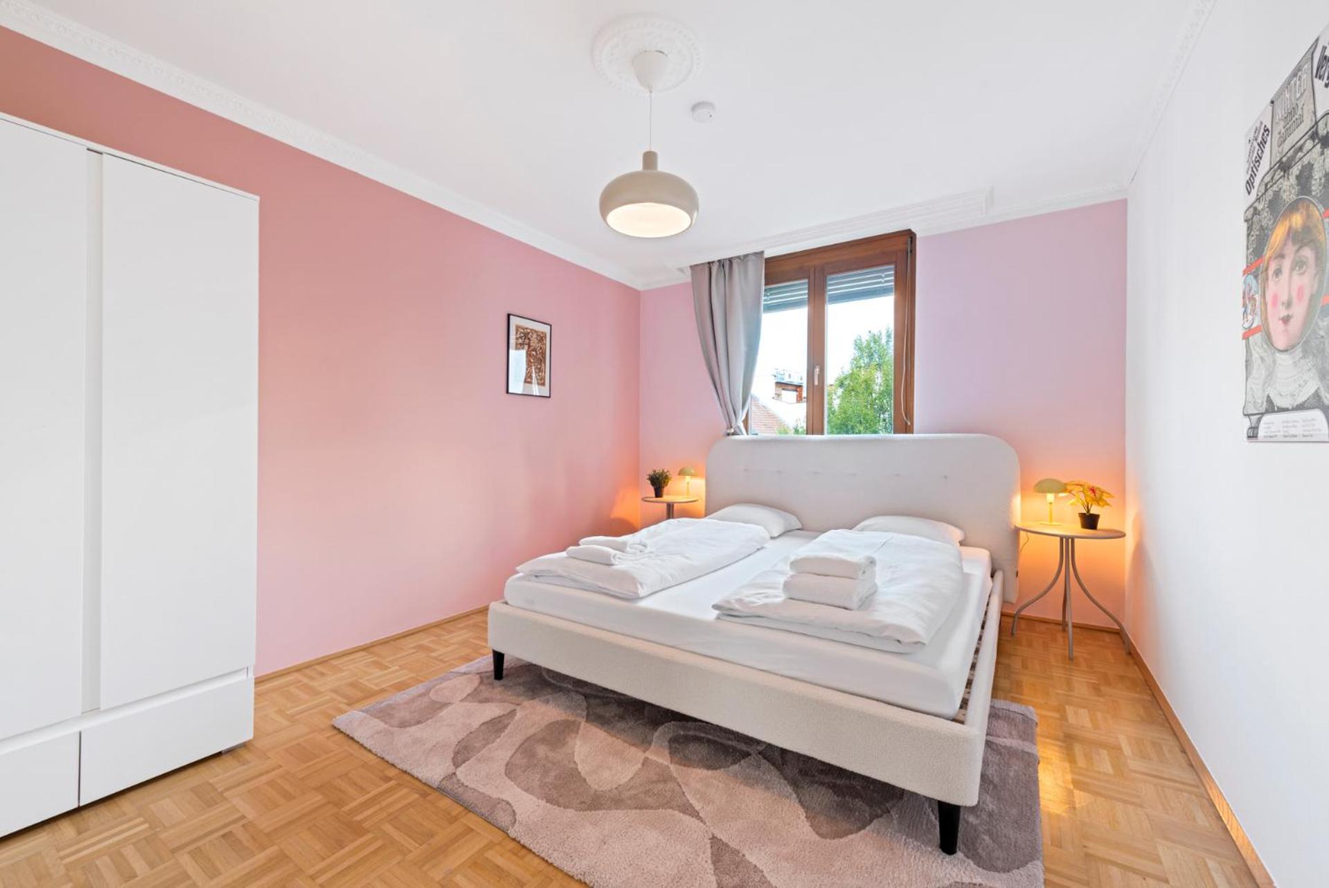 Naschmarkt City Apartment is Calling