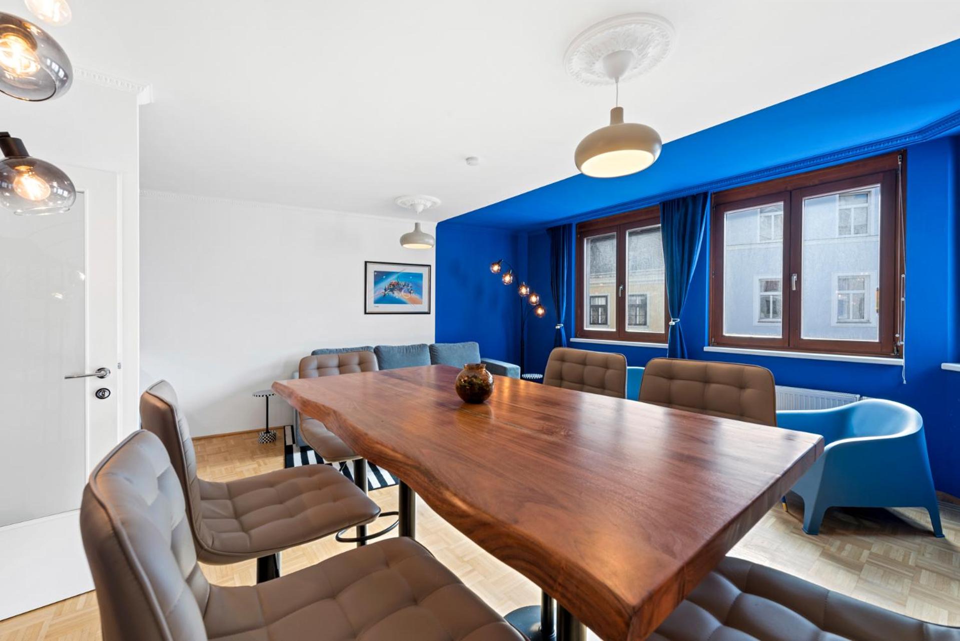 Naschmarkt City Apartment is Calling