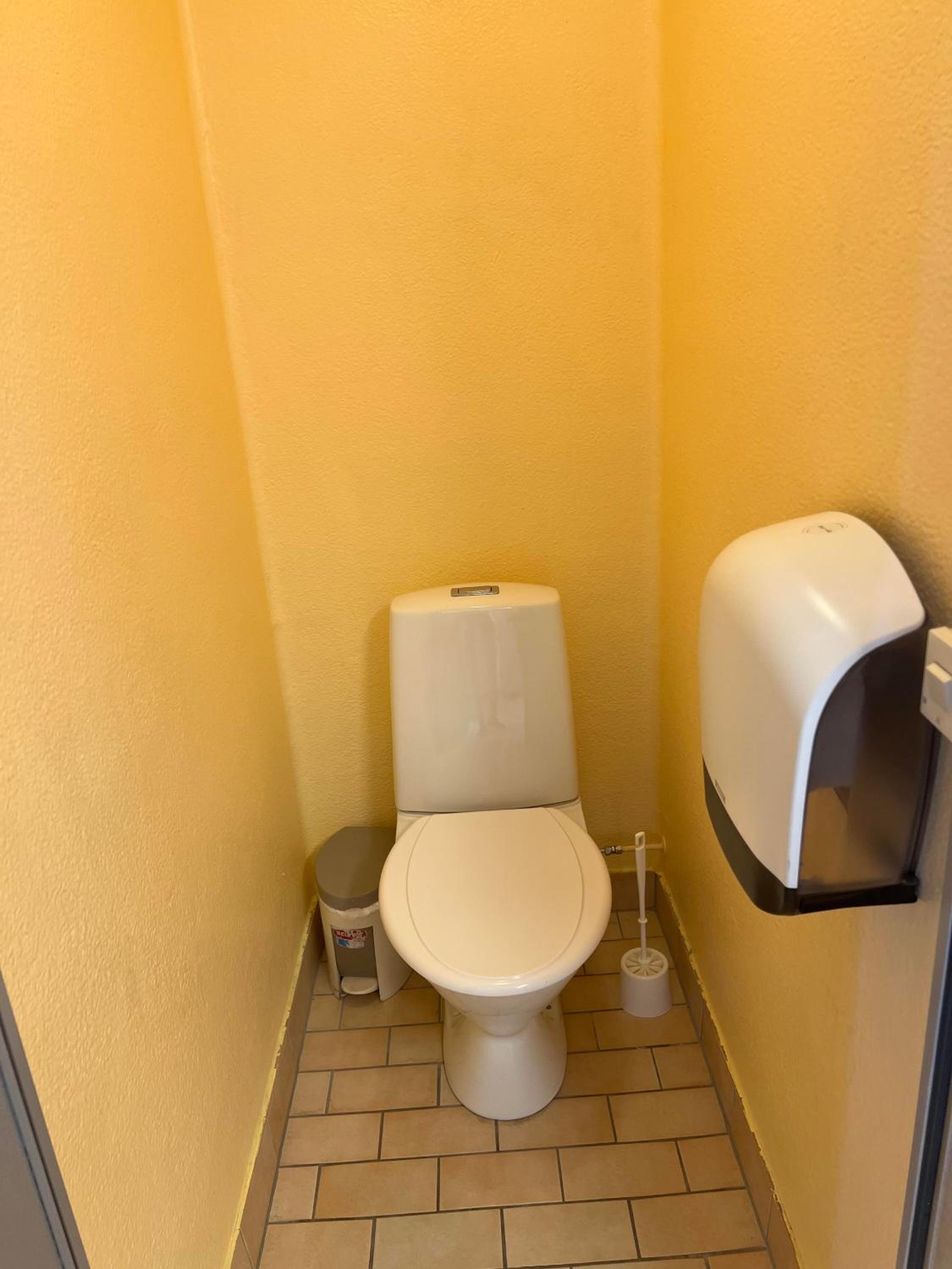 Photo 9
