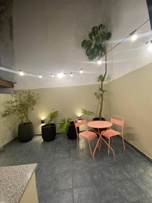 Studio de diseño con patio