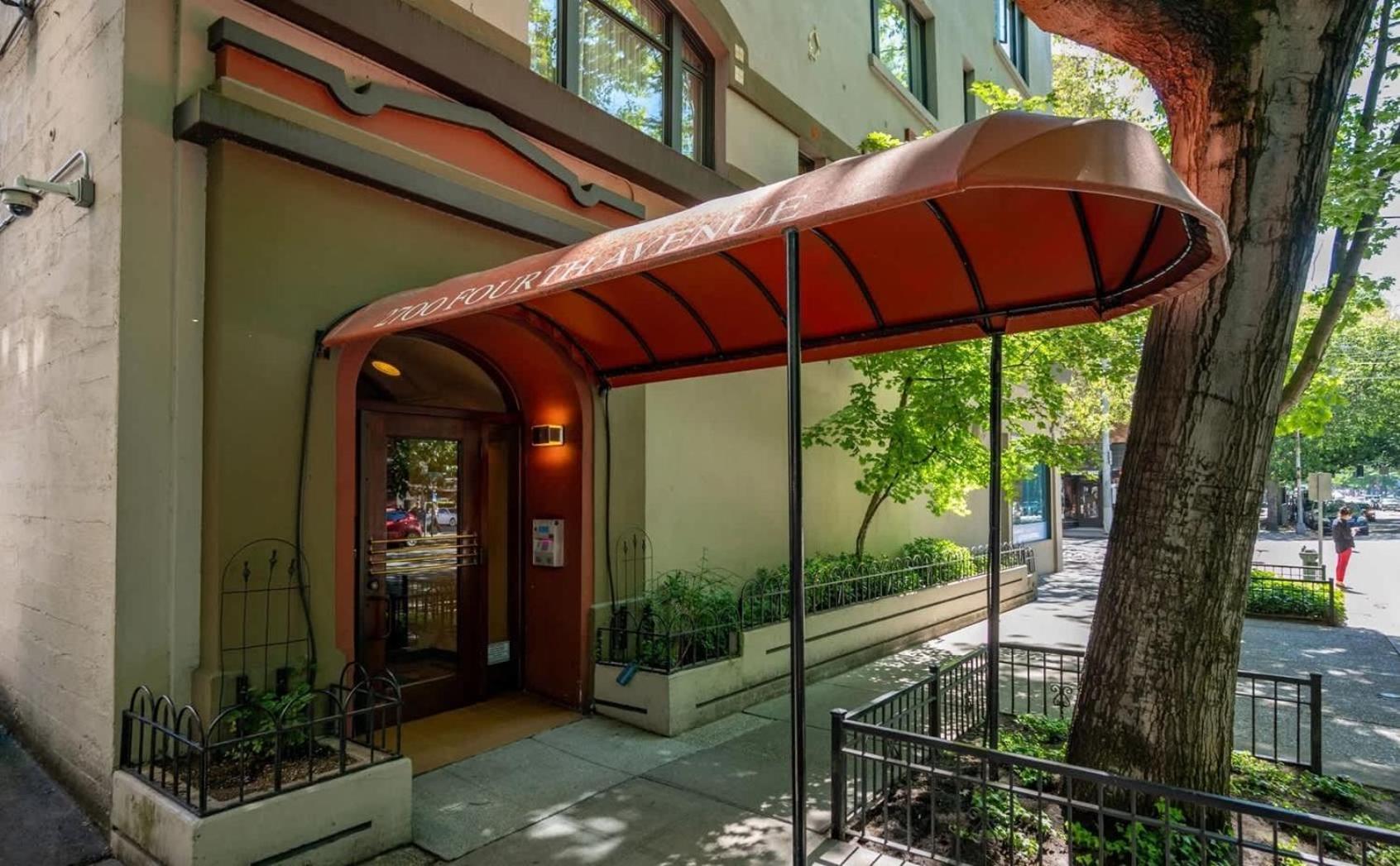 Secure updated condo in Belltown view 3