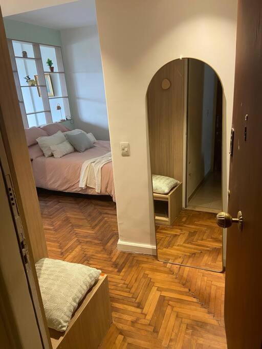 Studio de diseño con patio