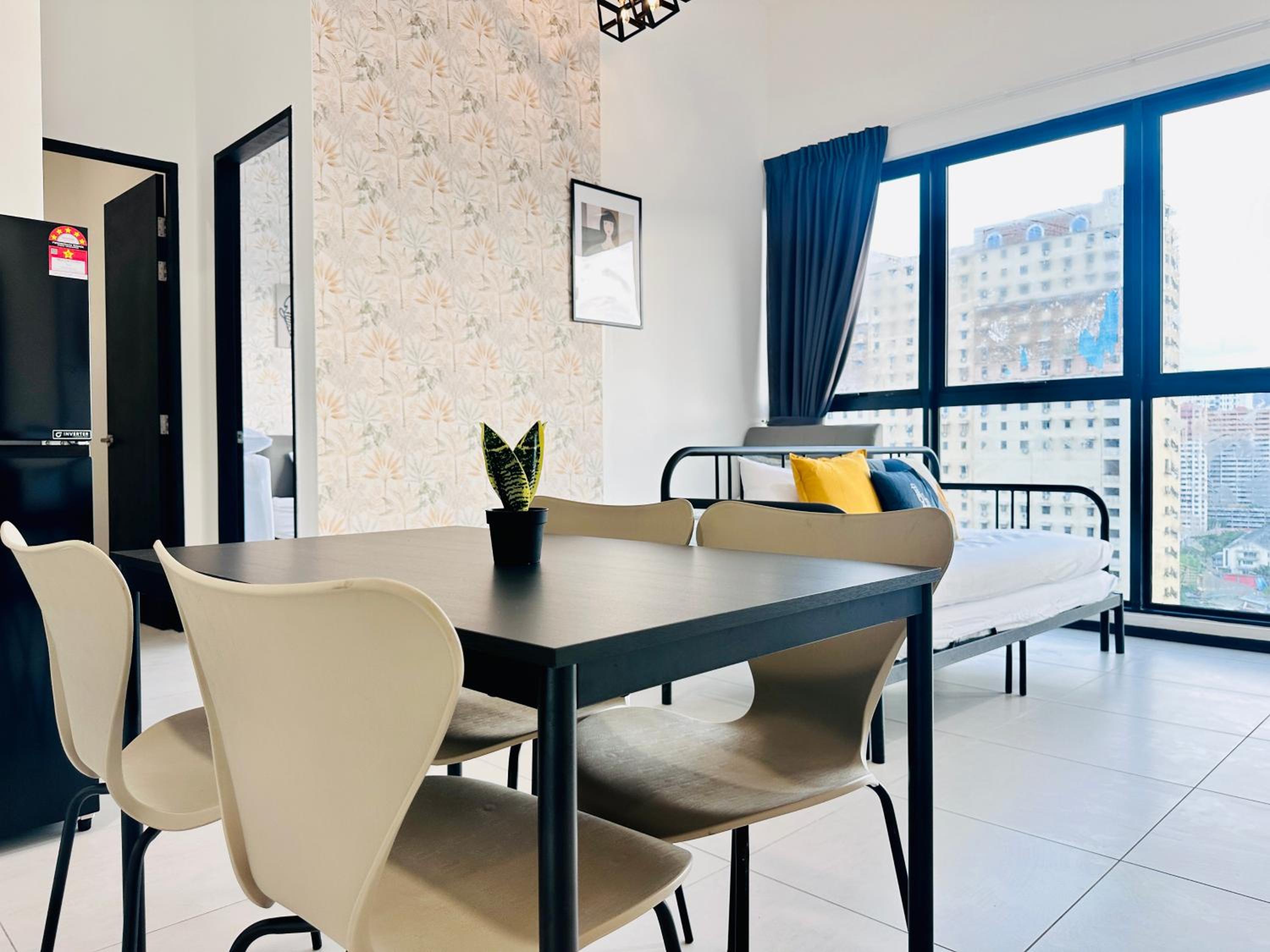 RRR New Comfy Urban Suite Homestay at Georgetown for family by Urban Staycations LOD COSY photo 8