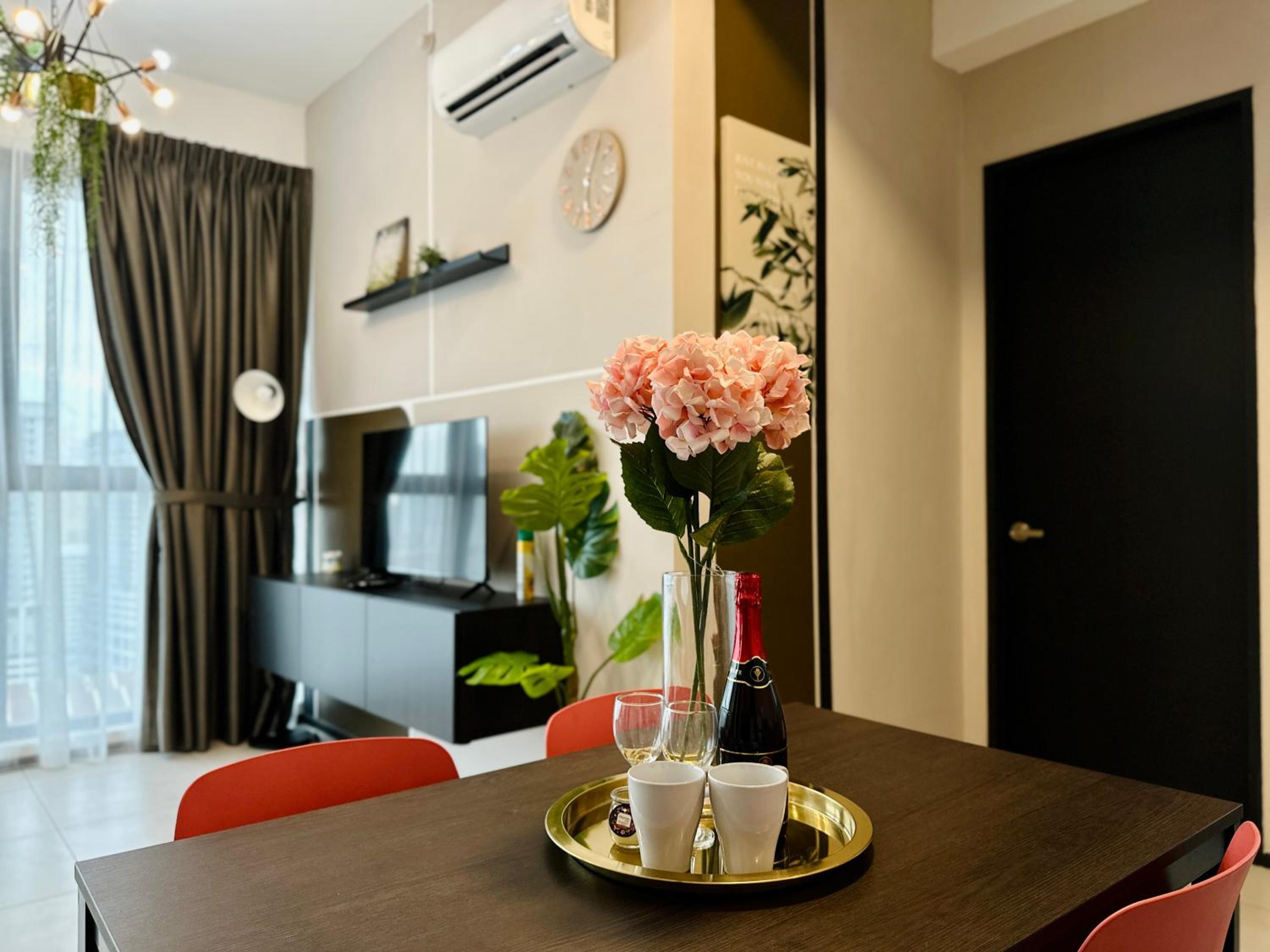 RRR New Comfy Urban Suite Homestay at Georgetown for family by Urban Staycations LOD COSY photo 5